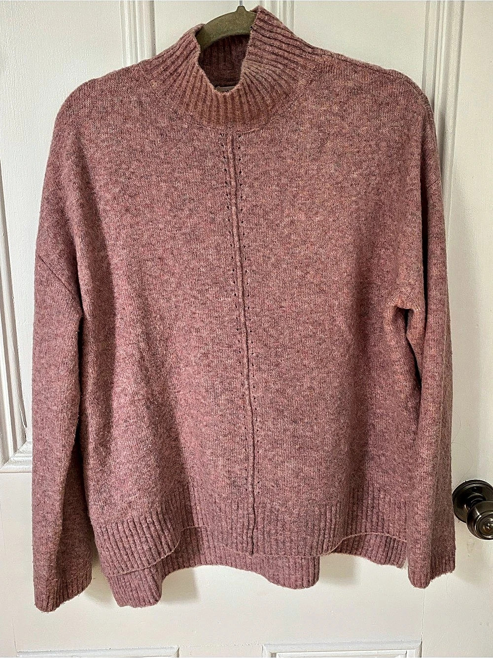 colour eighteen Pink Turtleneck Sweater Size Medium
